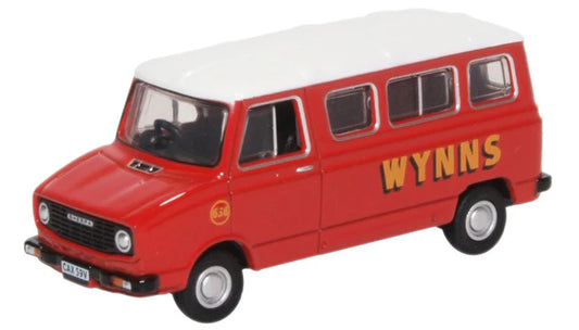 Oxford Diecast Sherpa Minibus Wynns