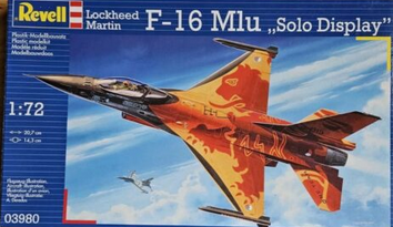 Revell 03980 1/72 Lockheed Martin F-16 Mlu Czech “Solo Display” Model Kit