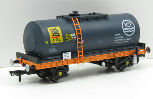 Revolution UA-004, TUA TU013A 51ton Caustic Soda Tank Wagon, ICI Mond - TGL - 70704 - Chester Model Centre