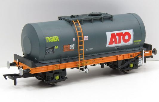 Revolution ATO Tiger TUA-202, TUA TU013A 51ton Caustic Soda Tank Wagon - 70717. - Chester Model Centre