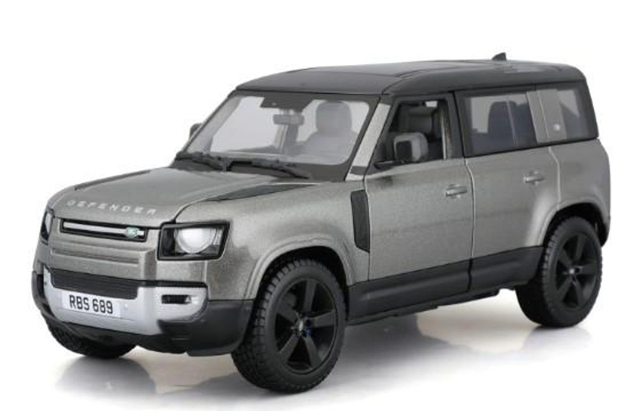 Bburago 1/24 2021 Land Rover Defender Diecast Model