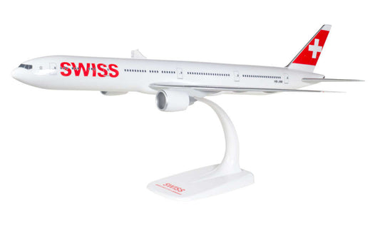 Herpa 1/200 Snapfit Boeing 777-300ER Swiss International Air