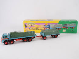 Corgi Atkinson 8 Wheel Rigid Trailer and Loads - Billy Crow